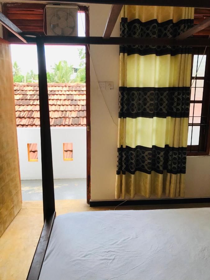 Chithra Homestay Tangalle Exterior foto